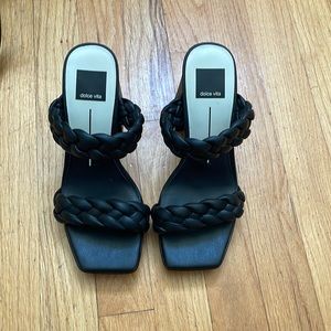 Dolce Vita, Black,  small platform open toe shoes!! Size 7.